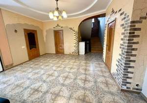 Дом 240м², 2-этажный, участок 6 сот.  
