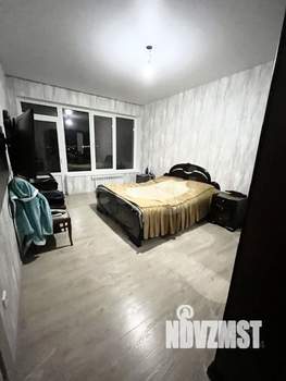 Дом 214м&sup2;, 2-этажный, участок 4 сот.  