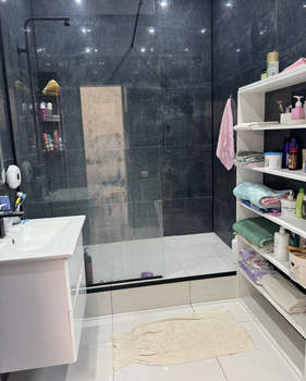 Дом 190м², 2-этажный, участок 4 сот.  