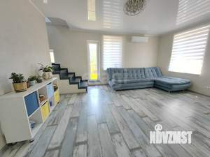 Дом 154м&sup2;, 3-этажный, участок 7 сот.  