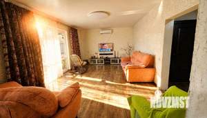 Дом 100м&sup2;, 1-этажный, участок 5 сот.  