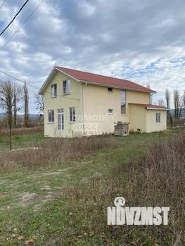 Коттедж 225м&sup2;, 2-этажный, участок 7 сот.  