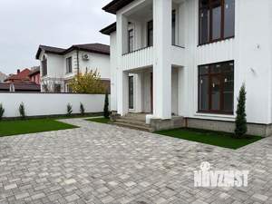 Дом 270м&sup2;, 2-этажный, участок 5 сот.  