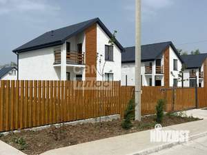 Дом 110м&sup2;, 2-этажный, участок 6 сот.  