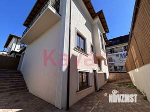 Дом 236м&sup2;, 2-этажный, участок 3 сот.  