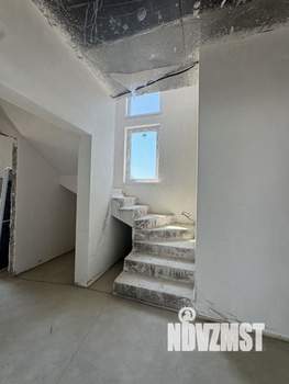 Дом 130м&sup2;, 2-этажный, участок 4 сот.  