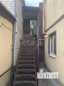 Дом 220м&sup2;, 2-этажный, участок 5 сот.  