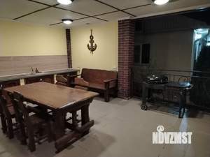 Дом 229м&sup2;, 2-этажный, участок 15 сот.  