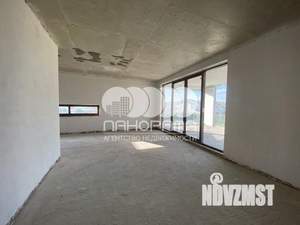 Дом 211м&sup2;, 2-этажный, участок 10 сот.  