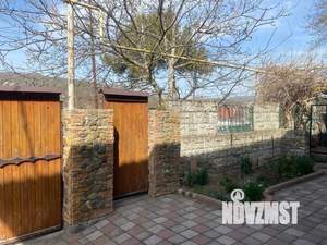 Дом 275м², 3-этажный, участок 10 сот.  