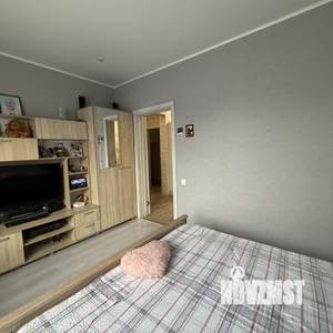 Дом 130м&sup2;, 2-этажный, участок 6 сот.  