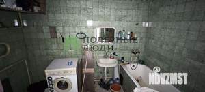 Дом 144м&sup2;, 3-этажный, участок 8 сот.  