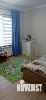 Дом 180м², 2-этажный, участок 8 сот.  