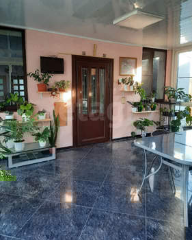 Дом 226м&sup2;, 3-этажный, участок 6 сот.  