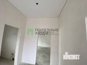 Дом 165м&sup2;, 2-этажный, участок 4 сот.  