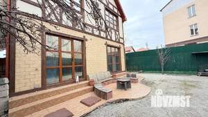 Дом 226м&sup2;, 3-этажный, участок 4 сот.  