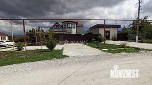 Дом 242м&sup2;, 2-этажный, участок 10 сот.  