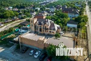Дом 415м², 2-этажный, участок 13 сот.  