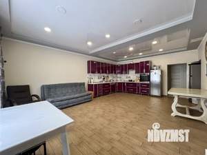 Дача 270м², 2-этажный, участок 5 сот.  
