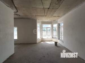 Дом 150м&sup2;, 2-этажный, участок 3 сот.  