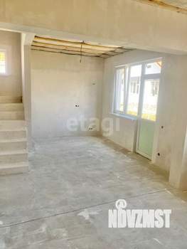 Дом 87м&sup2;, 2-этажный, участок 3 сот.  