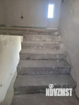 Дом 158м&sup2;, 2-этажный, участок 4 сот.  