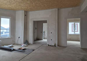 Дом 200м&sup2;, 2-этажный, участок 4 сот.  