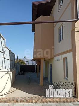 Дом 445м&sup2;, 3-этажный, участок 6 сот.  