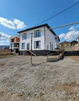 Дом 154м&sup2;, 2-этажный, участок 3 сот.  