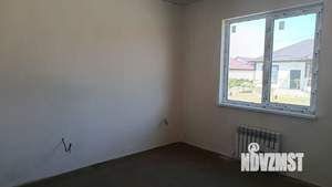 Дом 100м&sup2;, 1-этажный, участок 6 сот.  