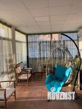 Дом 261м&sup2;, 3-этажный, участок 8 сот.  