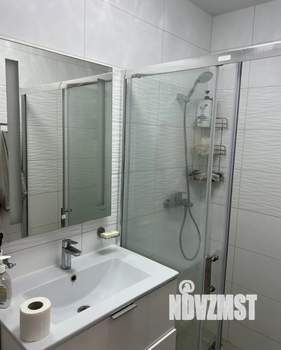 Дом 161м&sup2;, 2-этажный, участок 8 сот.  