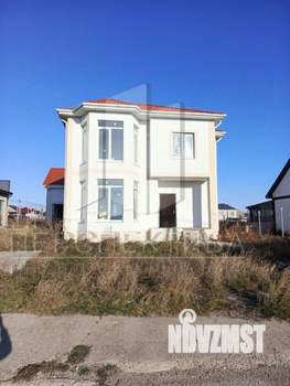 Дом 210м², 2-этажный, участок 5 сот.  