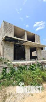 Дом 240м², 2-этажный, участок 6 сот.  