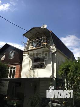 Дом 66м&sup2;, 3-этажный, участок 4 сот.  