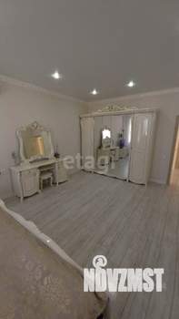 Дом 199м&sup2;, 2-этажный, участок 6 сот.  