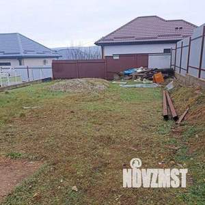 Дом 180м&sup2;, 1-этажный, участок 6 сот.  