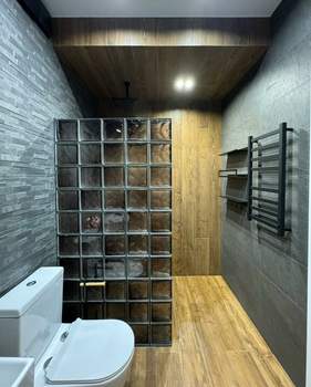 Дом 252м&sup2;, 3-этажный, участок 6 сот.  