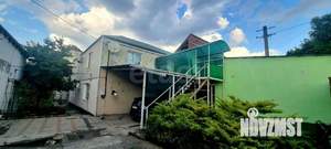 Дом 242м², 2-этажный, участок 6 сот.  