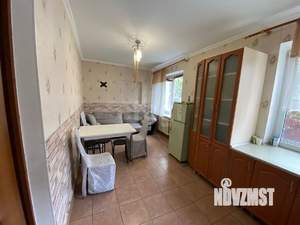 Дом 195м&sup2;, 2-этажный, участок 9 сот.  