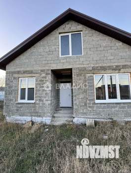 Дом 140м², 2-этажный, участок 5 сот.  