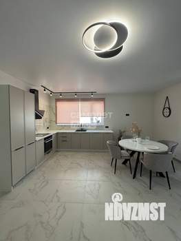 Коттедж 160м&sup2;, 2-этажный, участок 5 сот.  