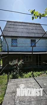 Дом 162м&sup2;, 3-этажный, участок 8 сот.  