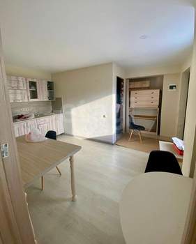 Дом 260м&sup2;, 2-этажный, участок 7 сот.  