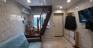 Дом 32м&sup2;, 2-этажный, участок 1 сот.  