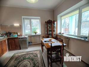 Дом 222м², 2-этажный, участок 9 сот.  
