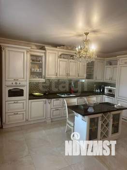 Дом 173м&sup2;, 2-этажный, участок 4 сот.  