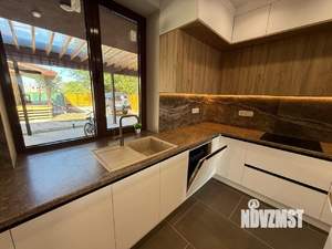 Дом 213м², 2-этажный, участок 6 сот.  