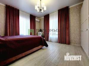 Дом 222м&sup2;, 3-этажный, участок 6 сот.  