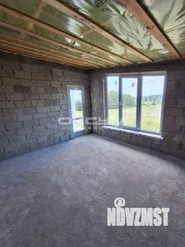 Дом 130м&sup2;, 2-этажный, участок 7 сот.  